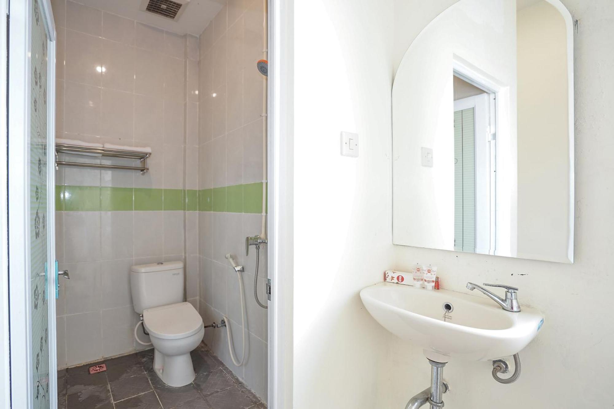 Hotel O Juanda Near Terminal International Juanda Brebek Εξωτερικό φωτογραφία